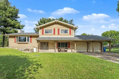 125 Shadowood Lane Emmett Charter Township MI 49014