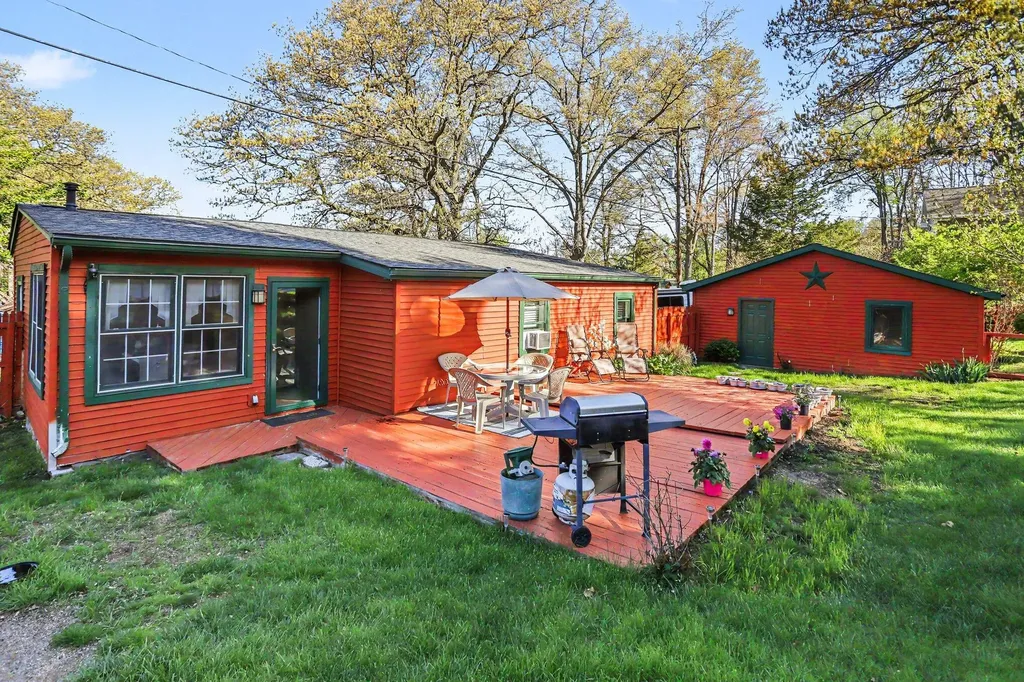 994 Ottney Drive Leoni Township MI 49201