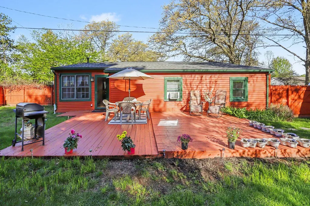 994 Ottney Drive Leoni Township MI 49201