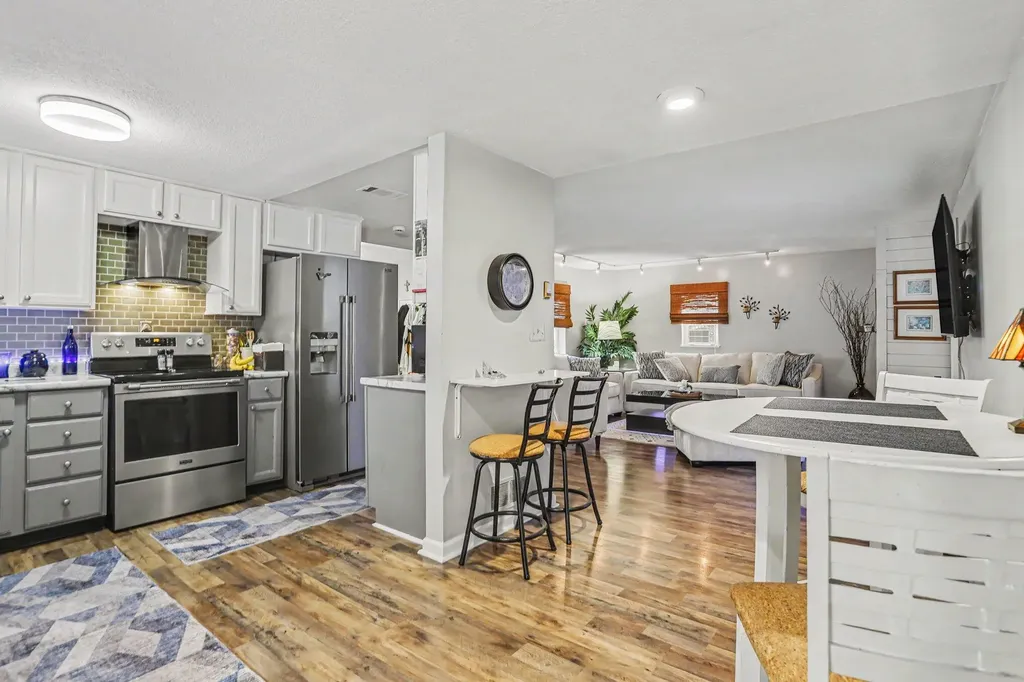 994 Ottney Drive Leoni Township MI 49201