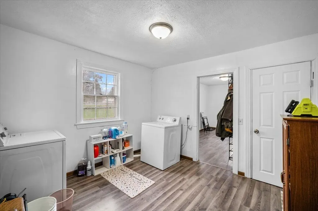 5599 Howard City Edmore Road Home Township MI 48891