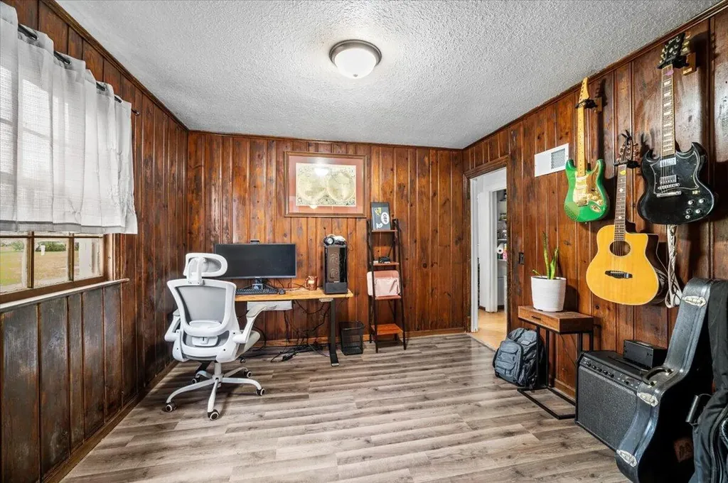 5599 Howard City Edmore Road Home Township MI 48891