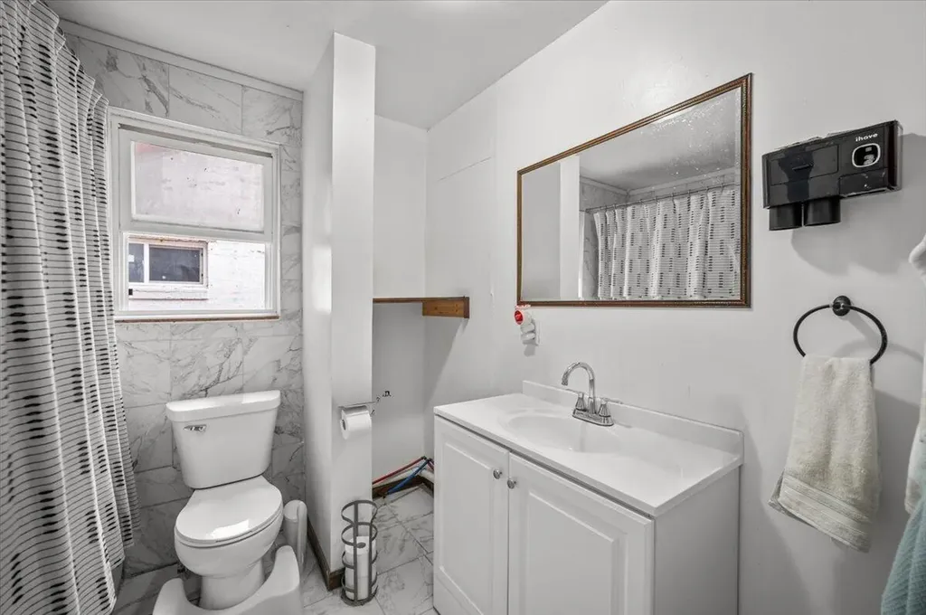 5599 Howard City Edmore Road Home Township MI 48891