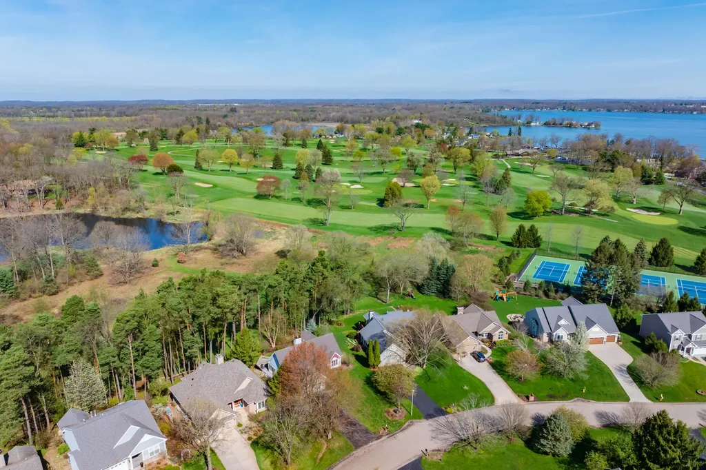 10581 Country Club Drive Richland Township MI 49083