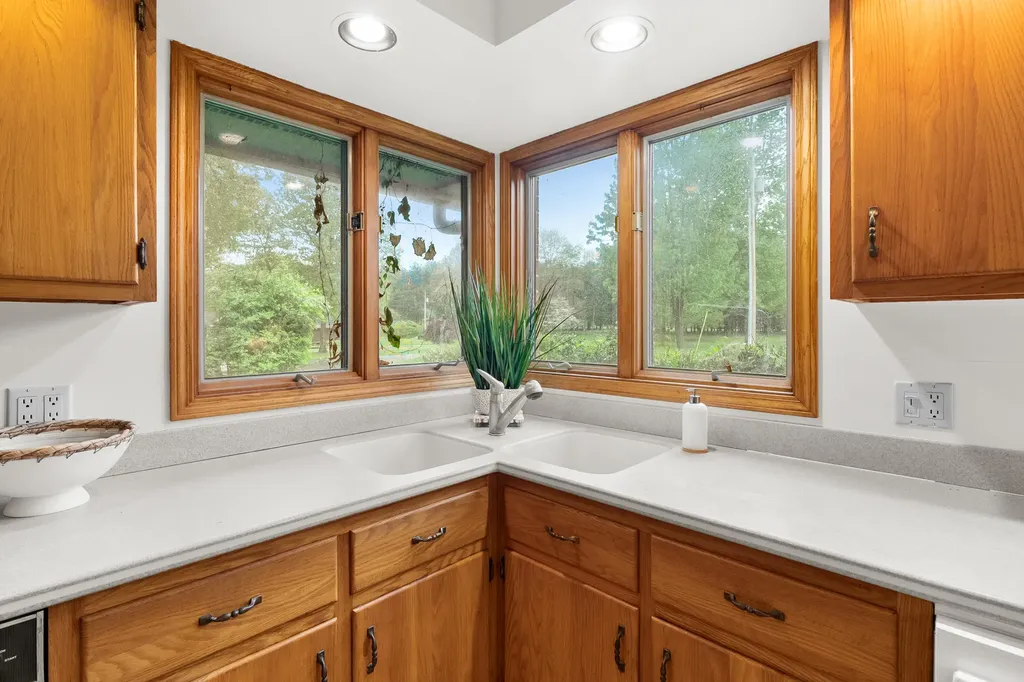 28323 Northern Bluff Drive Pine Grove Township MI 49055