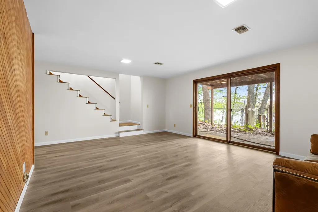 28323 Northern Bluff Drive Pine Grove Township MI 49055