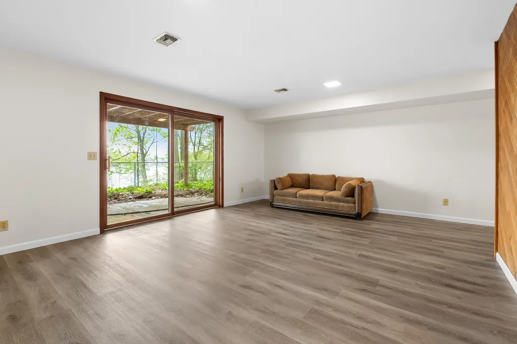 28323 Northern Bluff Drive Pine Grove Township MI 49055