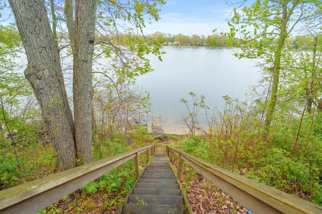 28323 Northern Bluff Drive Pine Grove Township MI 49055