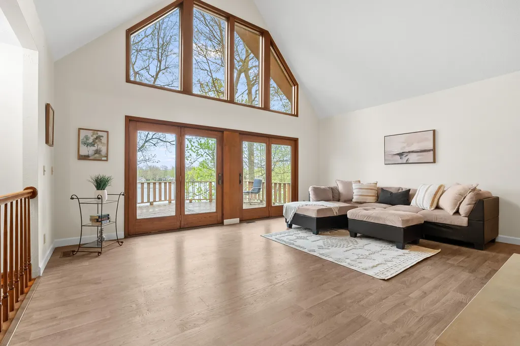 28323 Northern Bluff Drive Pine Grove Township MI 49055