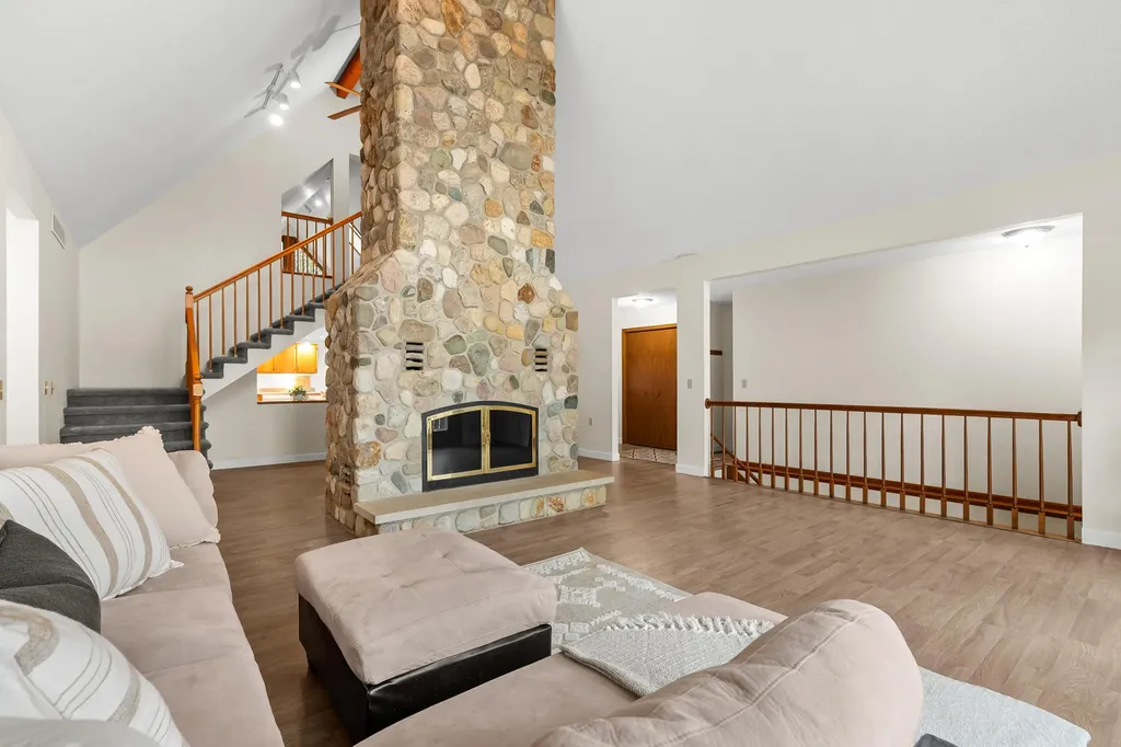 28323 Northern Bluff Drive Pine Grove Township MI 49055