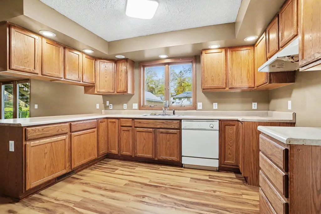 21095 North Avenue Battle Creek City MI 49017