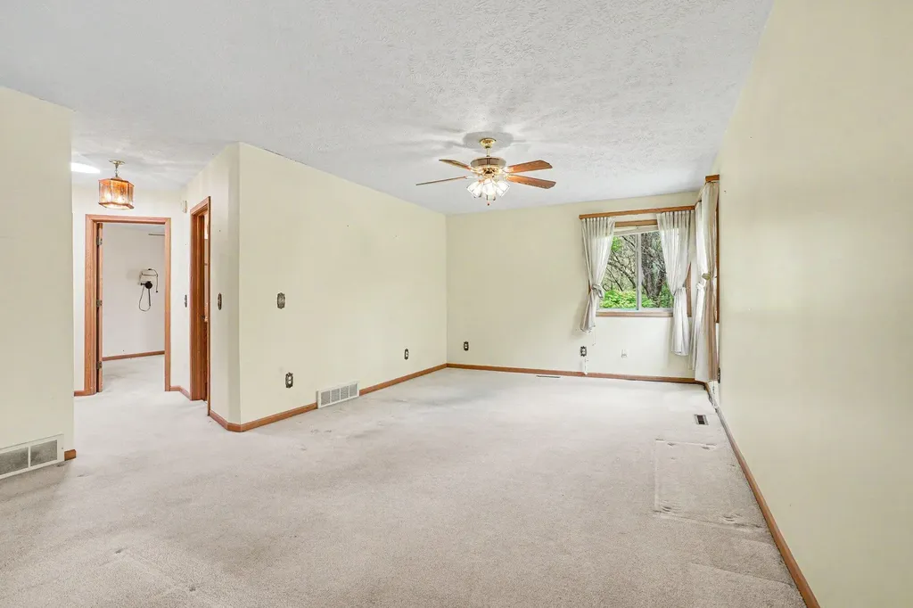 4772 Weston Avenue Kalamazoo Charter Township MI 49006