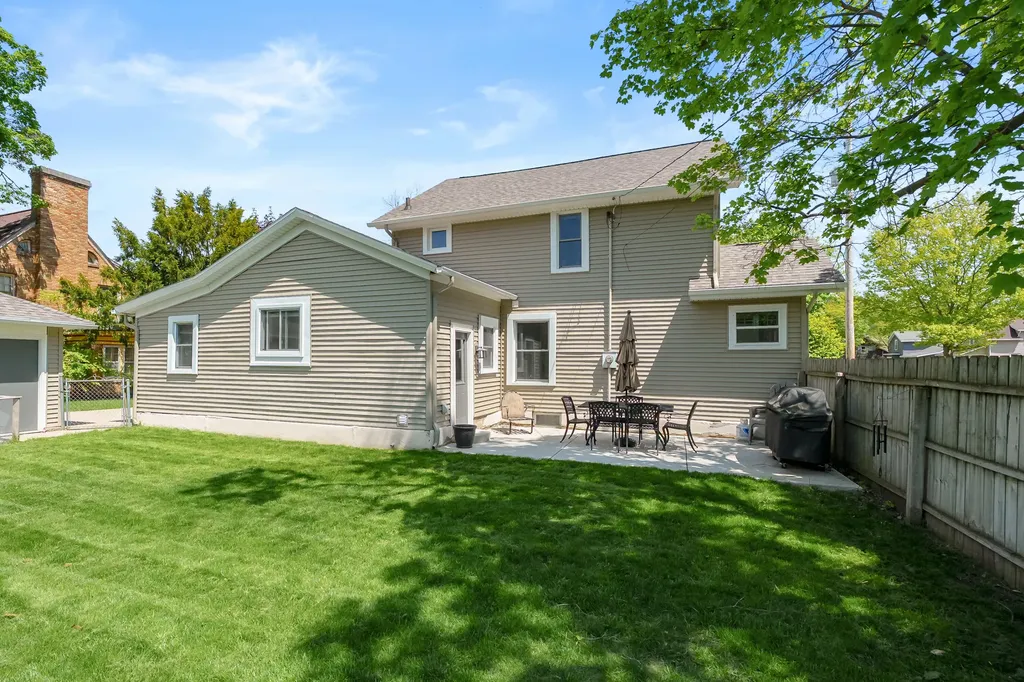 220 S Anderson Street Plainwell City MI 49080