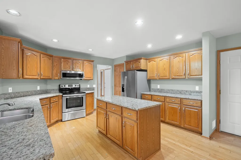 6147 Autumn Ridge Richland Township MI 49083