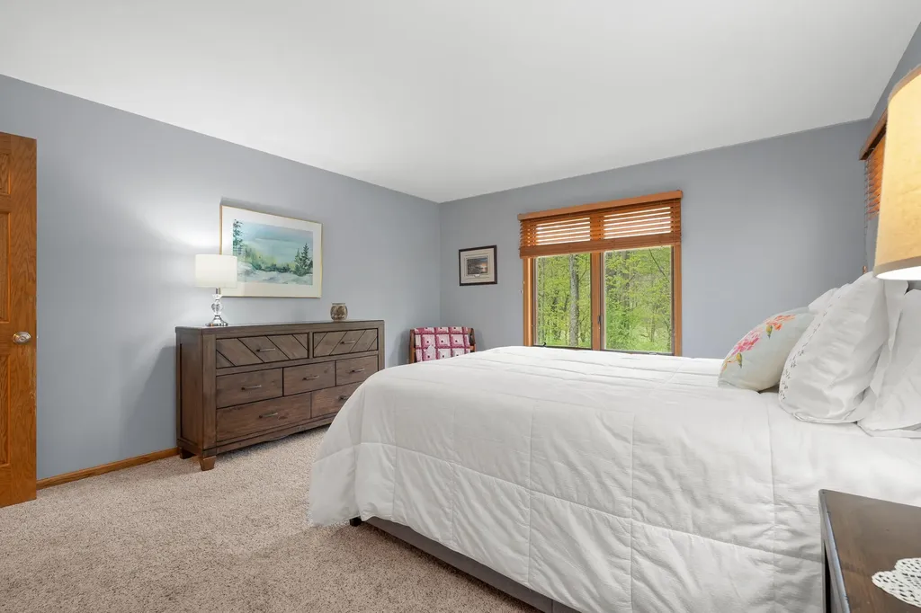 6147 Autumn Ridge Richland Township MI 49083