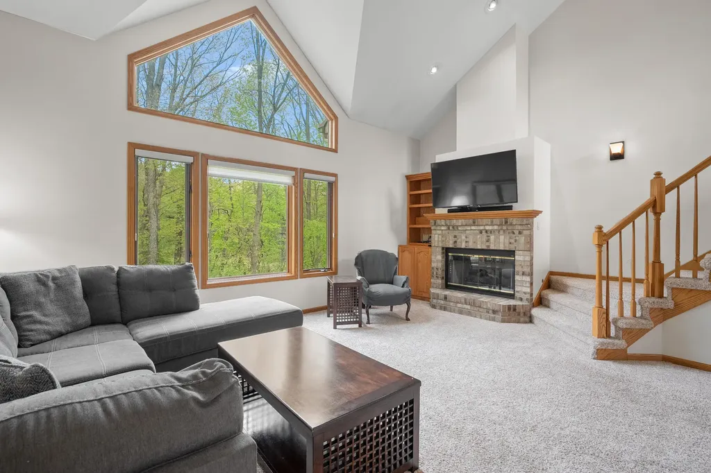 6147 Autumn Ridge Richland Township MI 49083