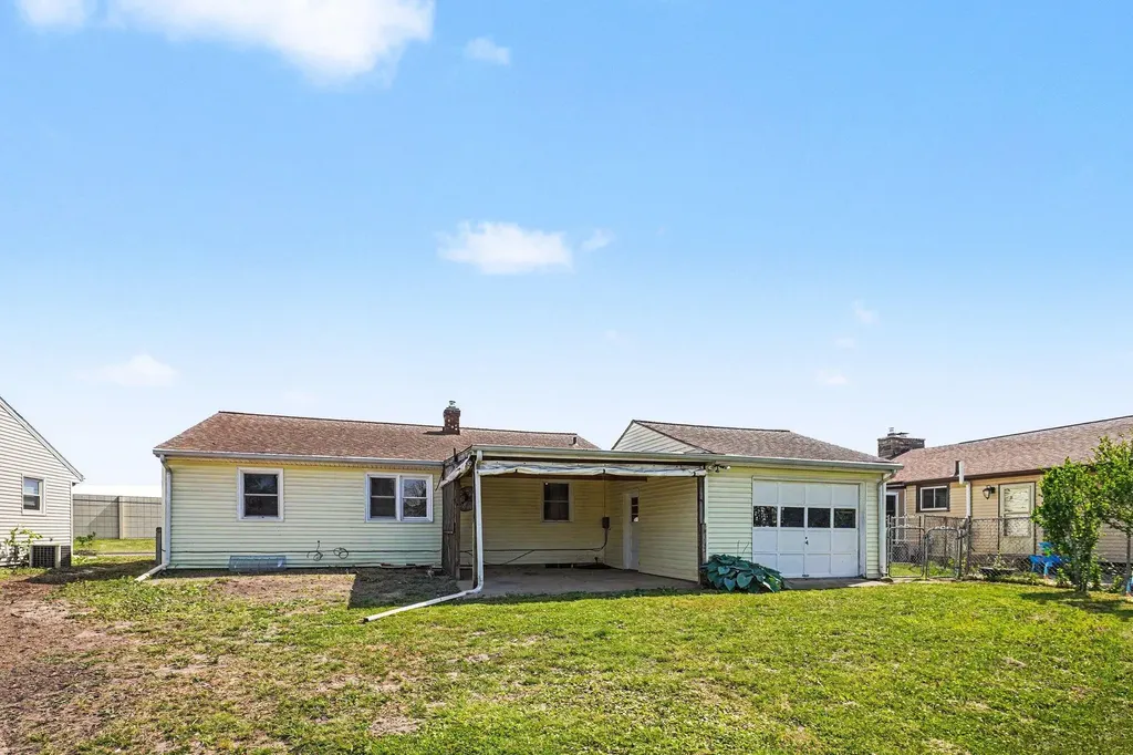 2109 Bloomfield Avenue Kalamazoo City MI 49001
