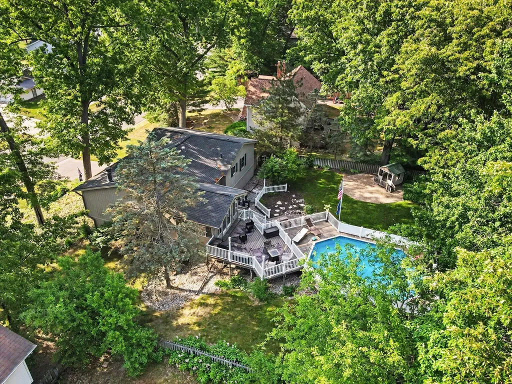 8275 Valleywood Lane Portage City MI 49024