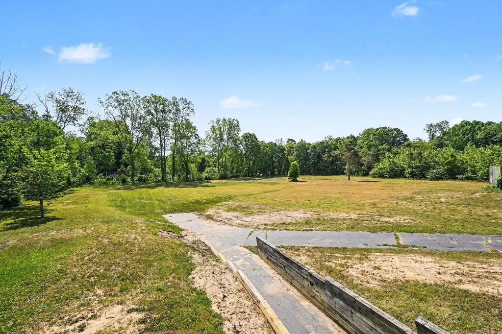 467 Sophia Way Lee Township MI 49450