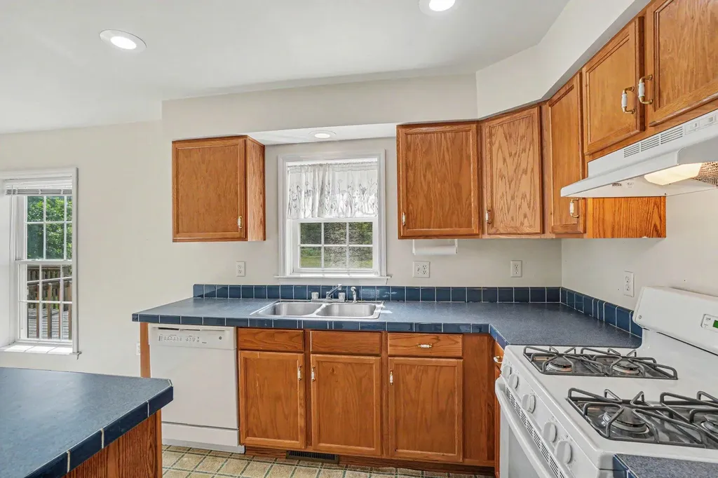 467 Sophia Way Lee Township MI 49450
