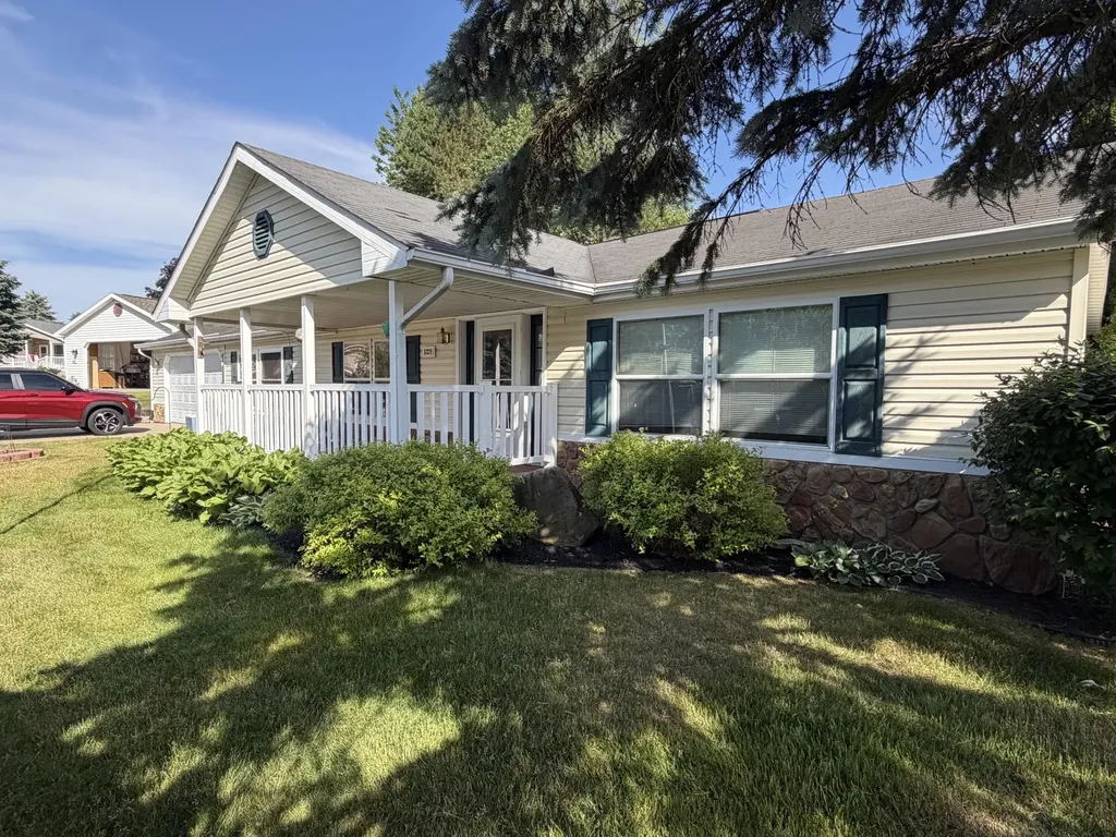 5229 Pine Arbor Ridge Richland Township MI 49004