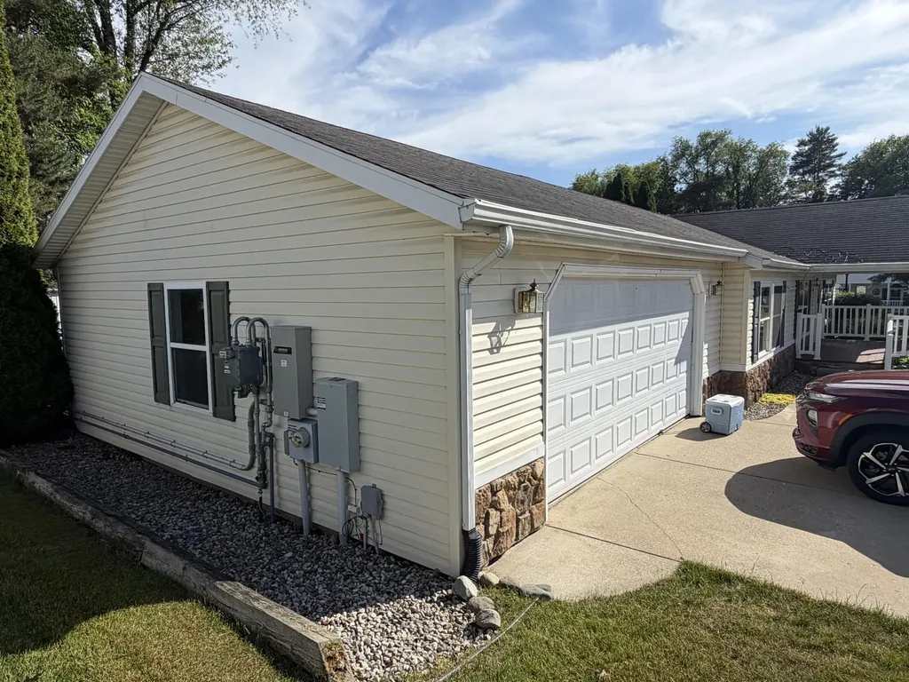 5229 Pine Arbor Ridge Richland Township MI 49004