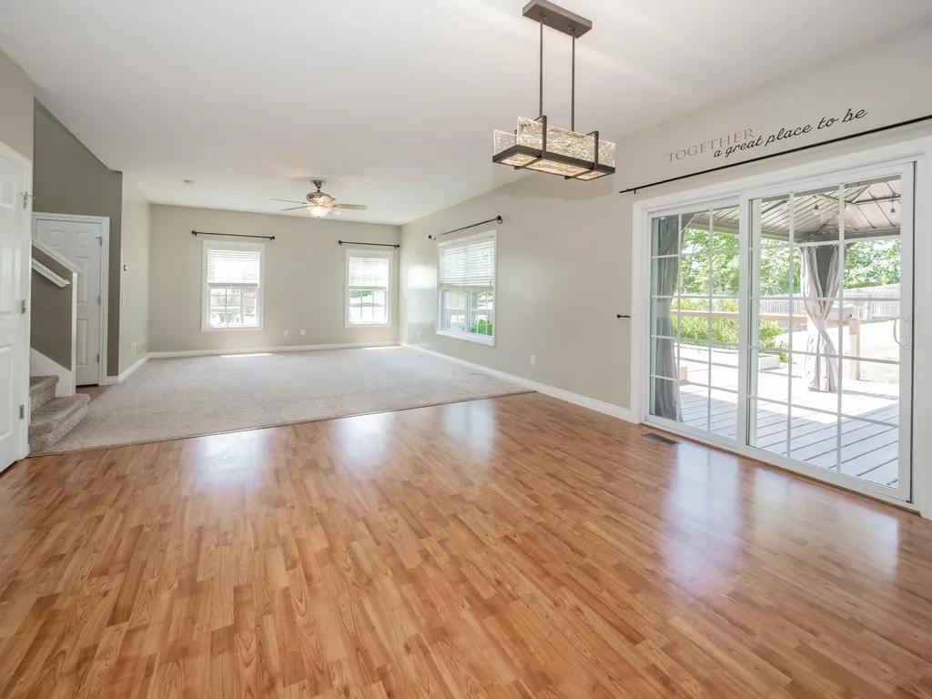 27120 Birmingham Court Antwerp Township MI 49079