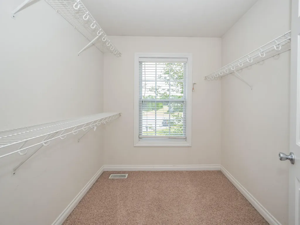 27120 Birmingham Court Antwerp Township MI 49079