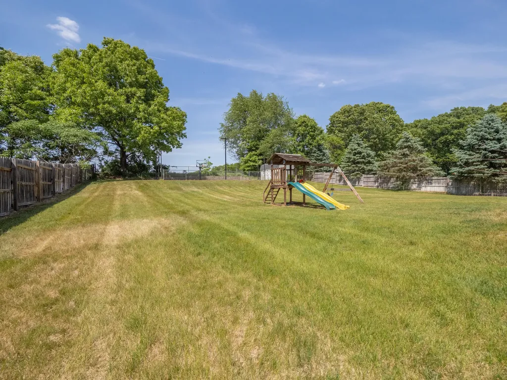 27120 Birmingham Court Antwerp Township MI 49079