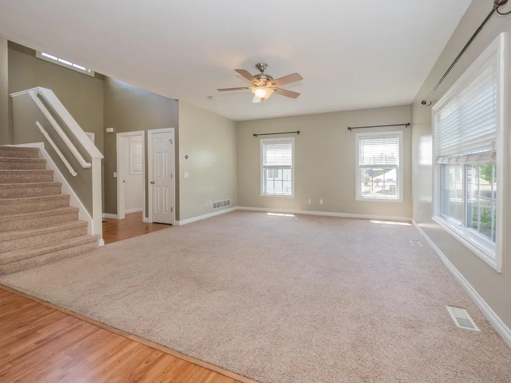 27120 Birmingham Court Antwerp Township MI 49079