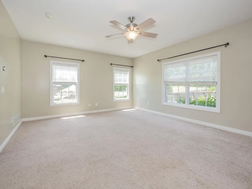 27120 Birmingham Court Antwerp Township MI 49079