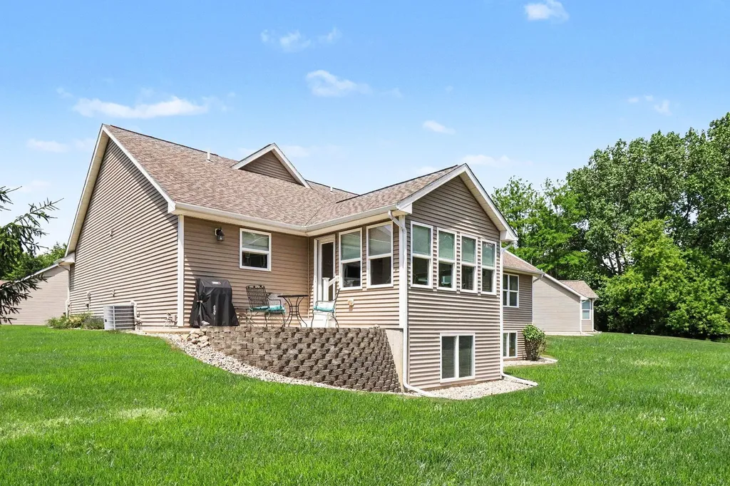 9619 Tarpon Springs Drive Portage City MI 49002