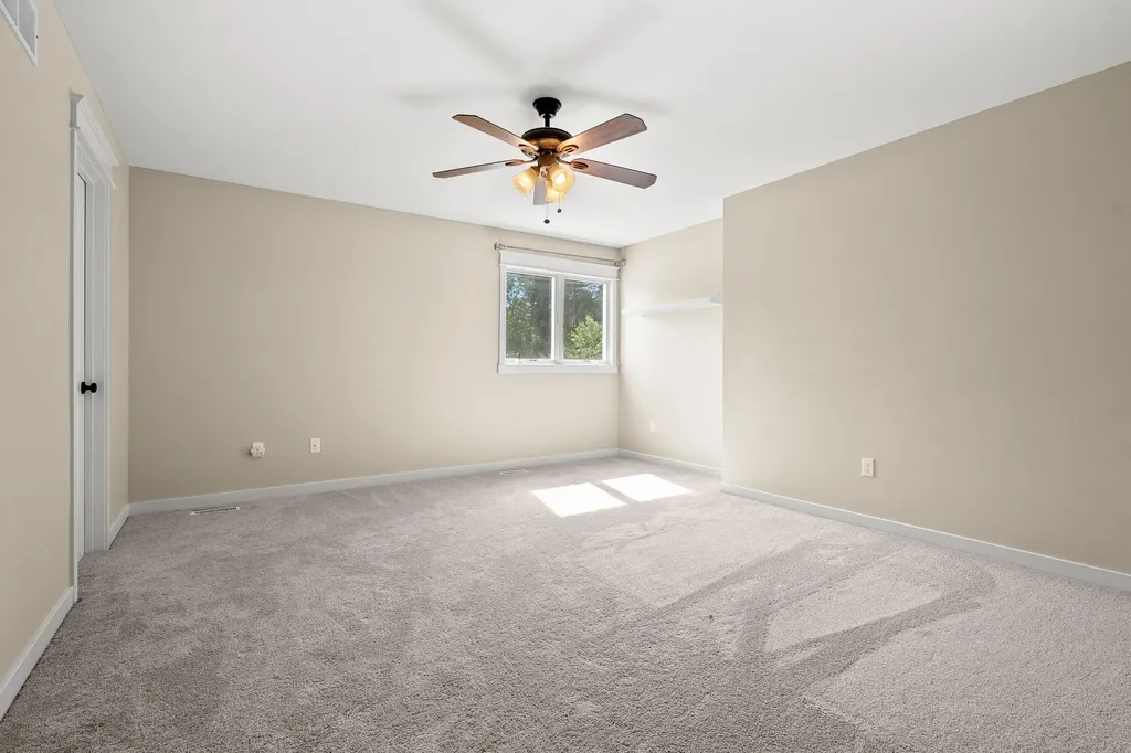 7585 Oakwood Avenue Texas Charter Township MI 49009