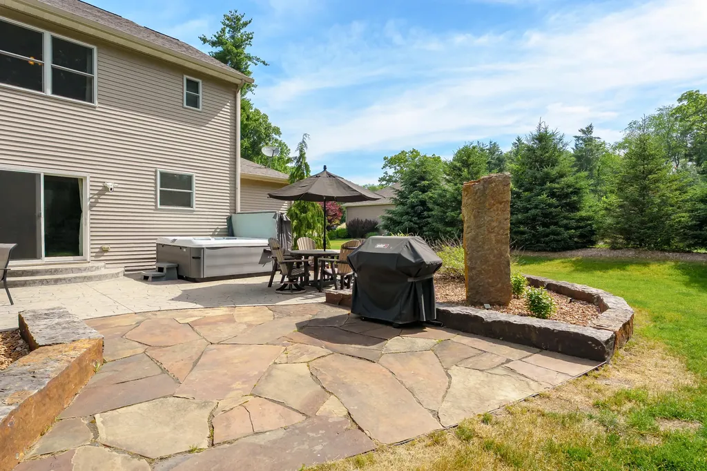 7585 Oakwood Avenue Texas Charter Township MI 49009