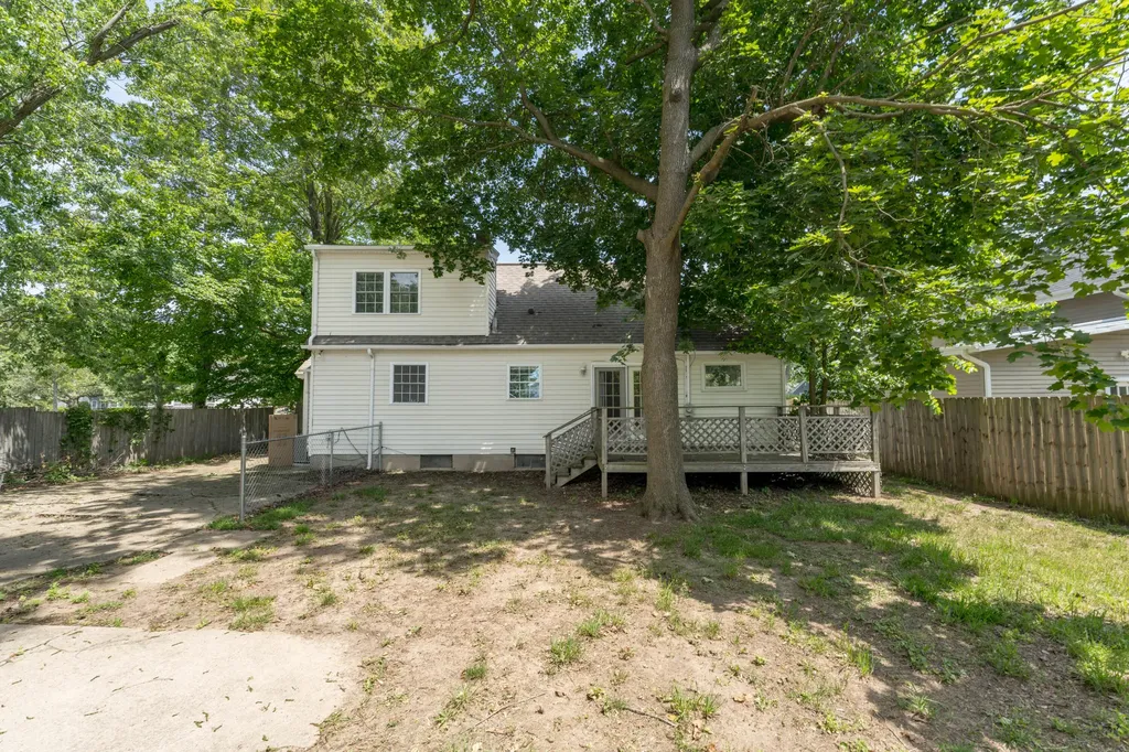 63 N 31st Street N Battle Creek City MI 49015