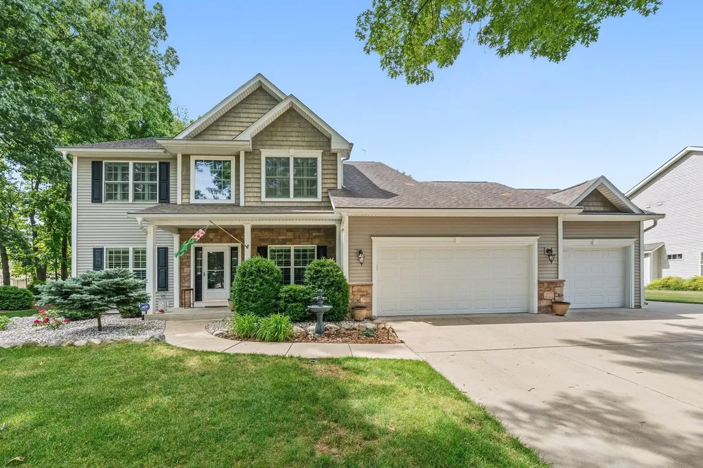 880 Ludington Avenue Portage City MI 49002