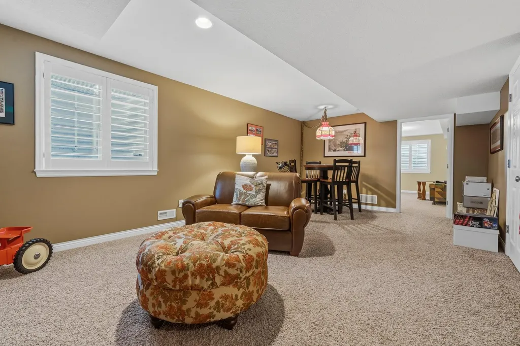 880 Ludington Avenue Portage City MI 49002