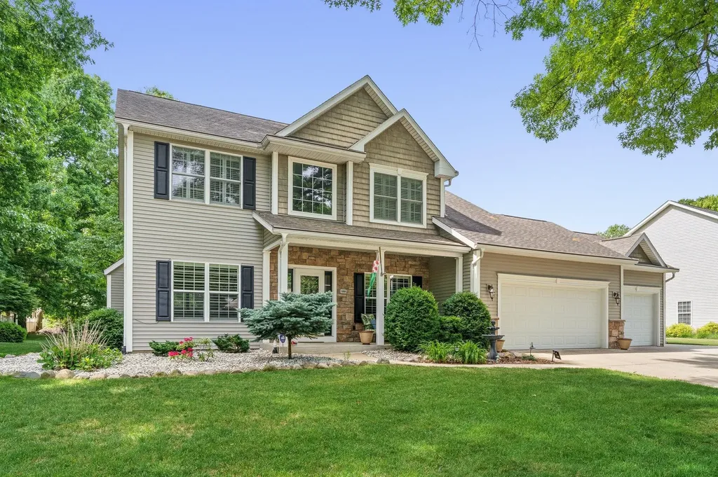 880 Ludington Avenue Portage City MI 49002