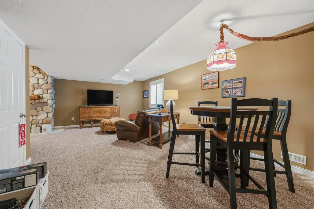 880 Ludington Avenue Portage City MI 49002