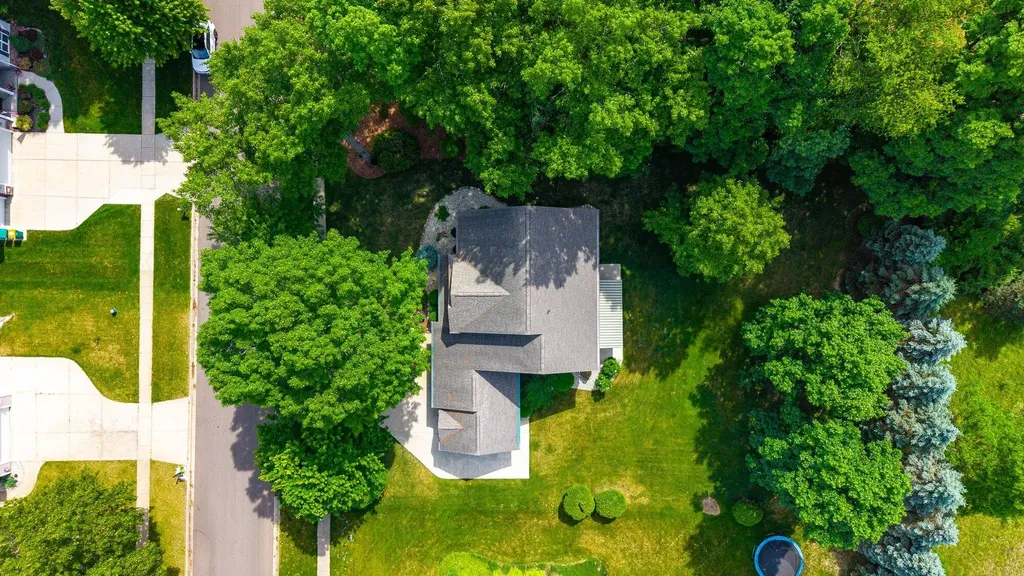 880 Ludington Avenue Portage City MI 49002