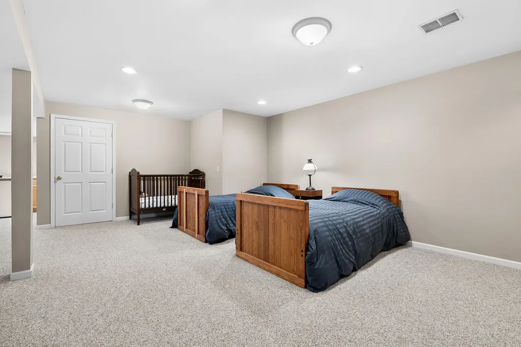 7376 Dunross Drive Portage City MI 49024