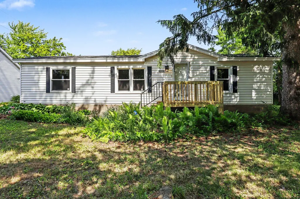 12057 M-40 Pine Grove Township MI 49055