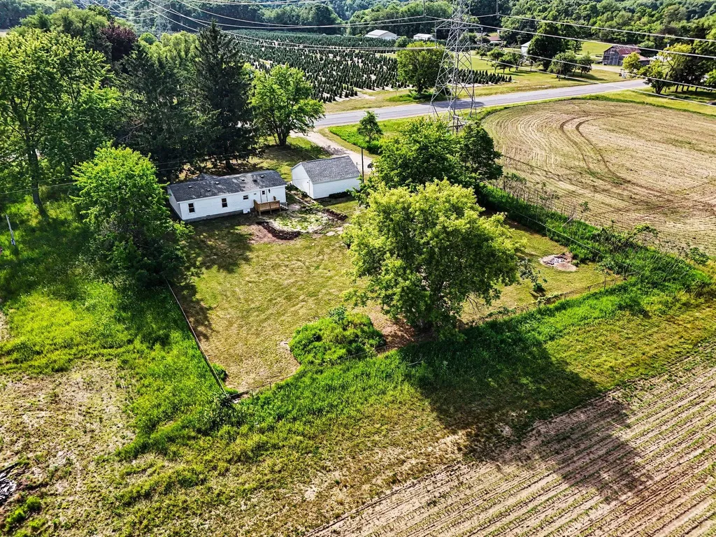 12057 M-40 Pine Grove Township MI 49055