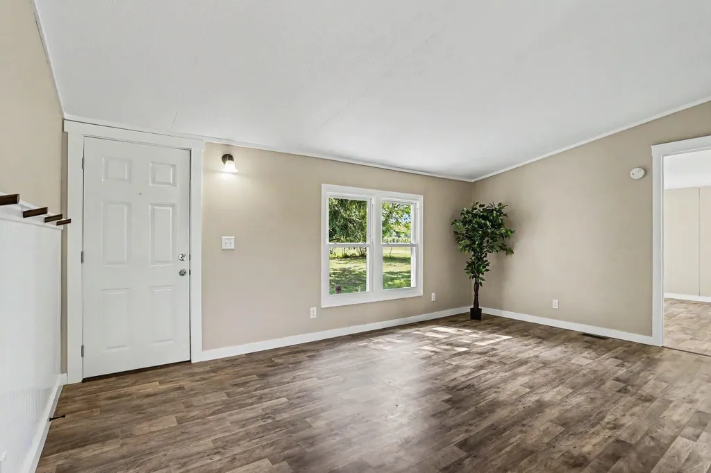 12057 M-40 Pine Grove Township MI 49055