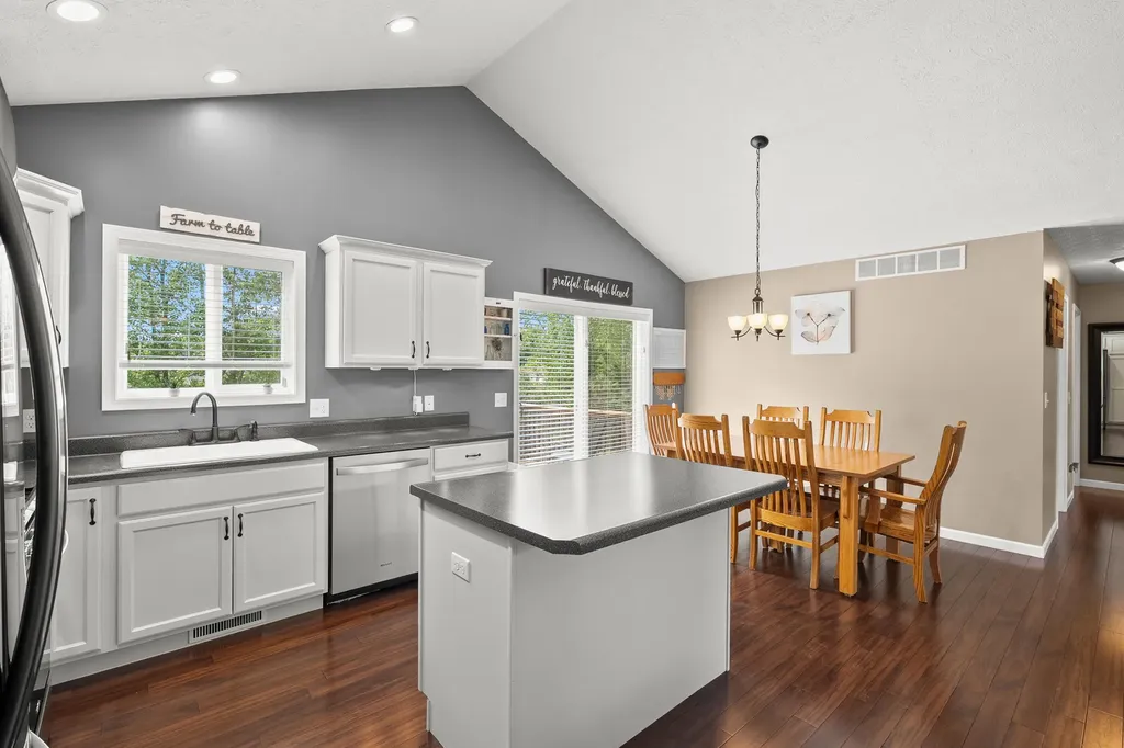 25427 Chaty Lane Pine Grove Township MI 49055