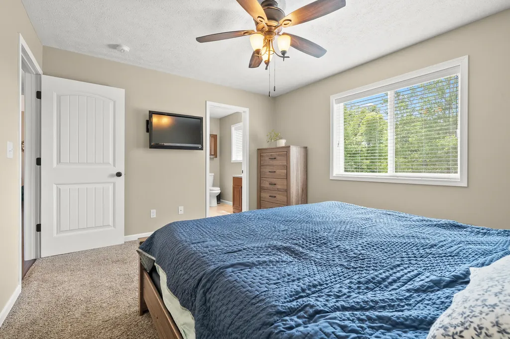25427 Chaty Lane Pine Grove Township MI 49055