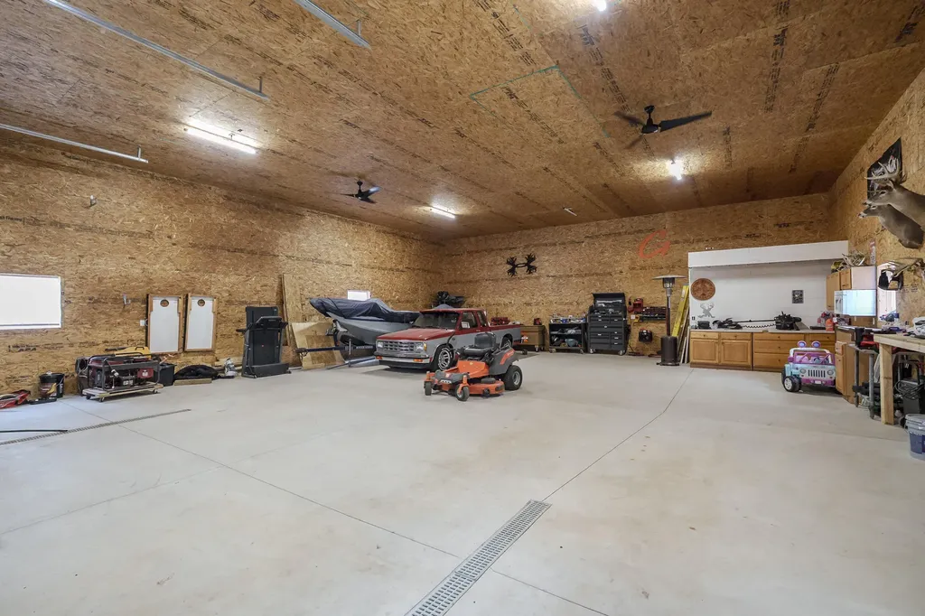 25427 Chaty Lane Pine Grove Township MI 49055