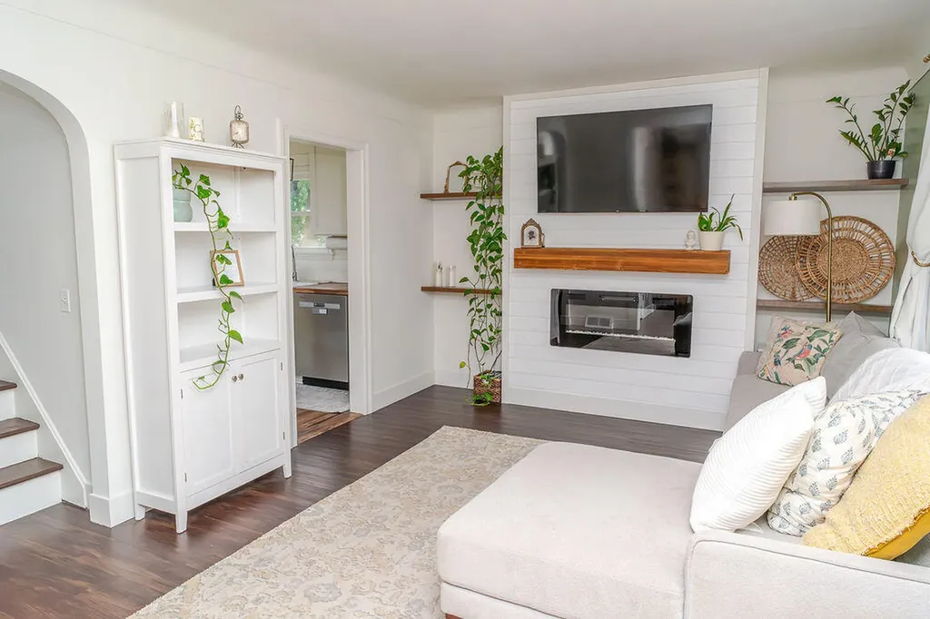 420 Oakhurst Avenue Kalamazoo City MI 49001