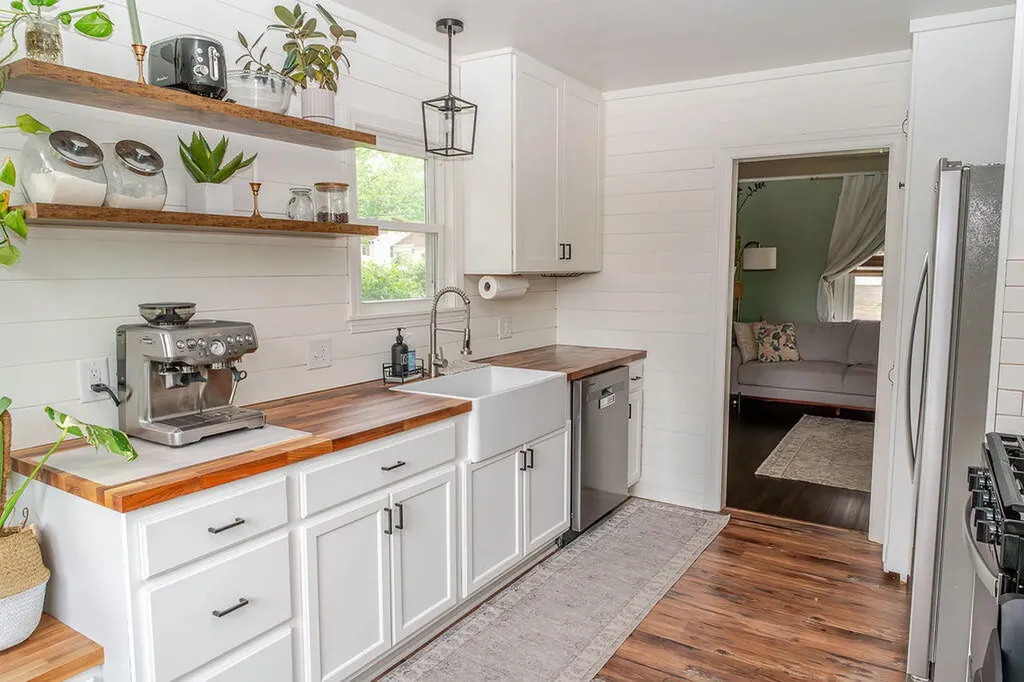 420 Oakhurst Avenue Kalamazoo City MI 49001