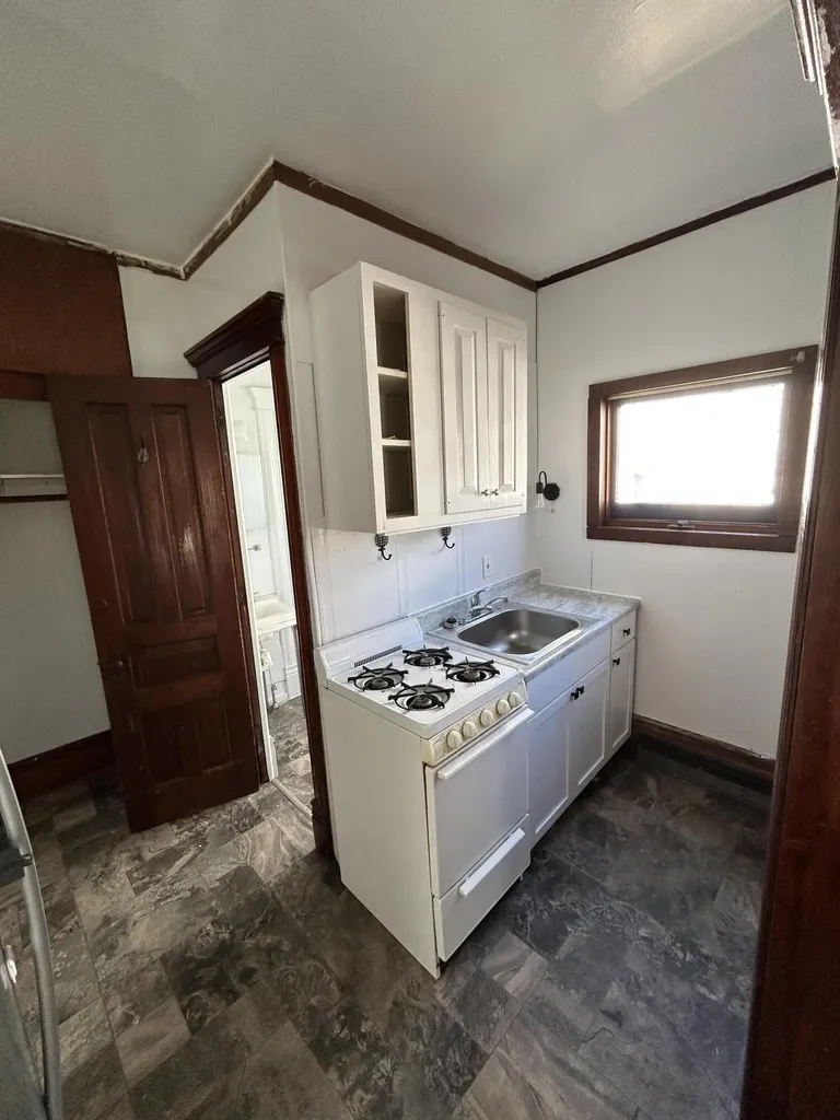 617 Forest Street Kalamazoo City MI 49008